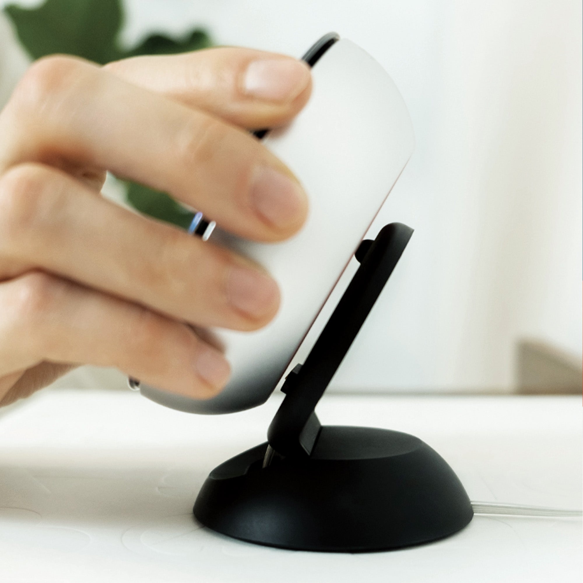 Klima standing Dock for charging, deck for smart termostat, boldr